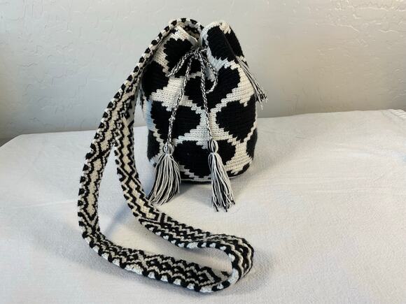 Handmade Handbags - Handmade Wayuu Mochila Crossbody Bucket Bag Black White Crochet Woven Tassel
